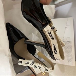 J'ADIOR SLINGBACK PUMP